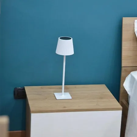 Anna's 3* Ποτσουόλι