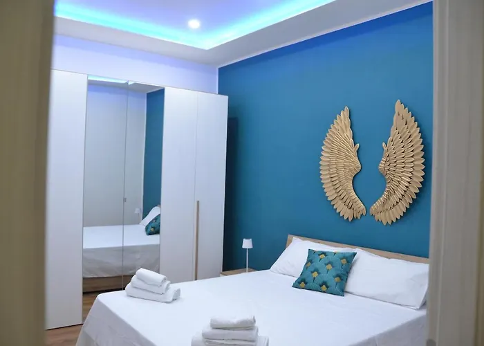 Anna's 3* Pozzuoli
